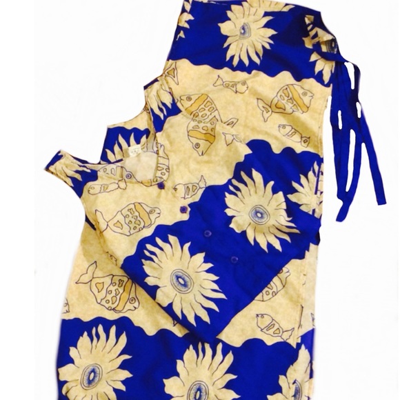 🏝Beautiful Island outfit! Comfy @ adjustable. - Picture 3 of 8